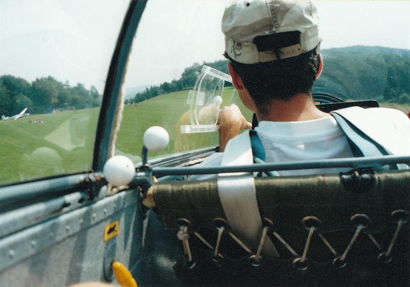 polsko1.jpg - Flying over "Góry Solneczne". Glider Bocian.